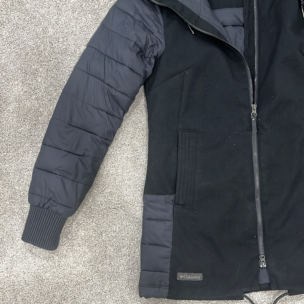 Columbia Black Hooded Winter Jacket - Picture 4 of 8